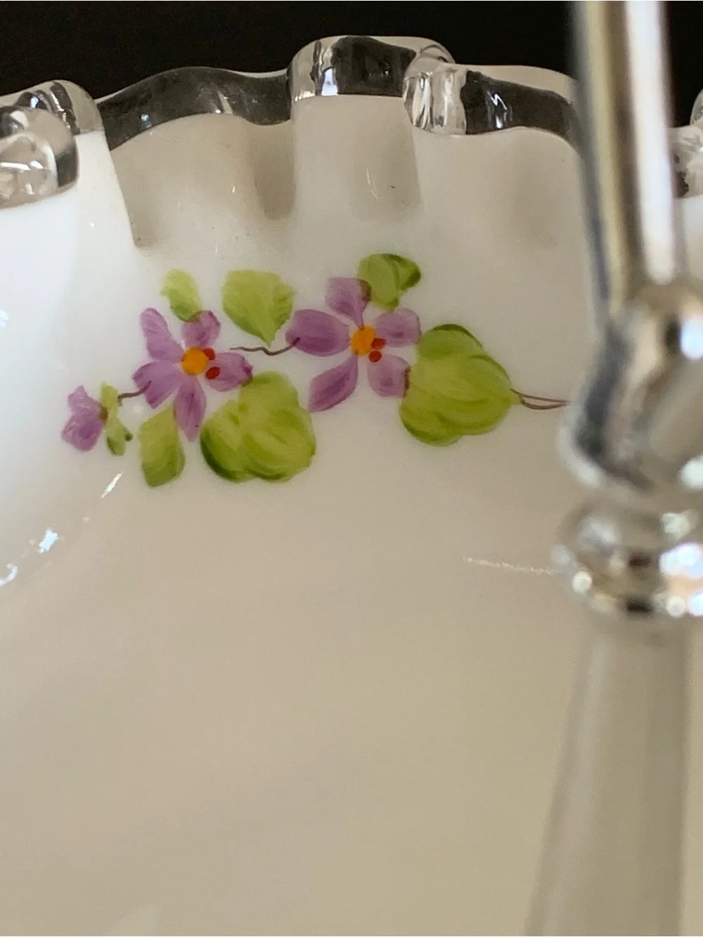 Vtg Fenton Violets in the Snow Milk Glass Candy Bon Bon Dish Signed M. Dickinson